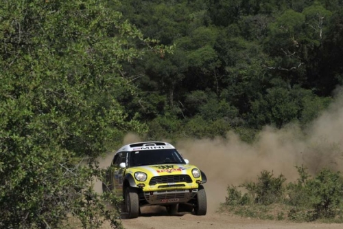 Dakar 2013: Mini pakt 1-2, Problemen Al-Attiyah, Auto Wevers uitgebrand + UITSLAG